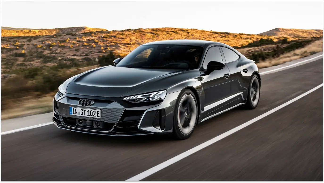 معرفی آئودی E-Tron GT مدل 2025: طراحی ، تکنولوژی و قیمت 3 باتری و برد مسافتی آئودی E-Tron GT 2025