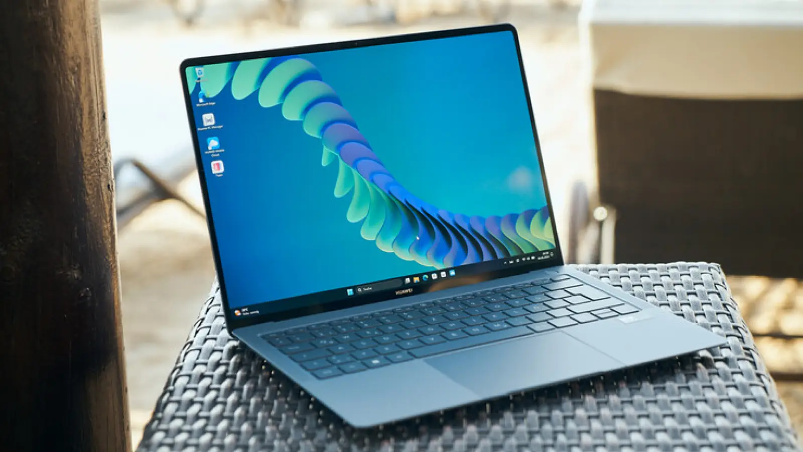 بررسی جامع لپتاپ Huawei MateBook X Pro Core Ultra Premium Edition | آپدیت 2024 8 کلام آخر درباره لپتاپ Huawei MateBook X Pro Core Ultra Premium Edition