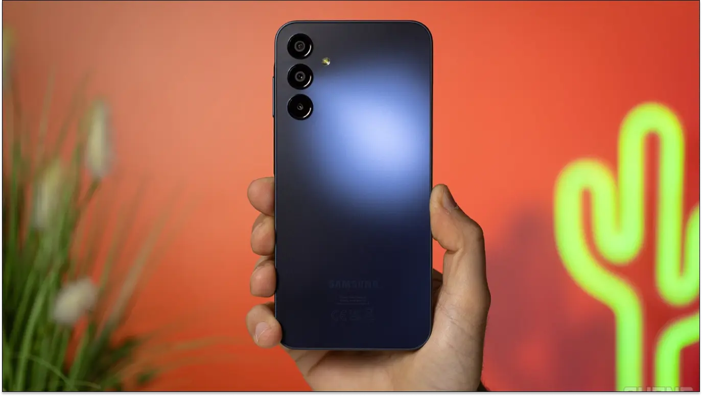 بررسی جامع سامسونگ Galaxy A15: طراحی، نمایشگر، سختافزار و دوربین 8 جدول مقایسه سامسونگ Galaxy A15 با رقبا