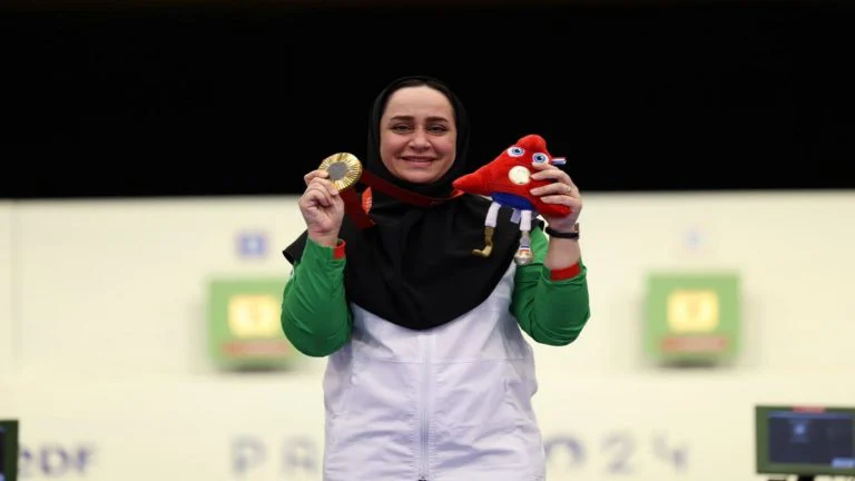 ساره جوانمردی باز هم تاریخ ساز شد. بیوگرافی ملکه طلایی پارالمپیکی ایران