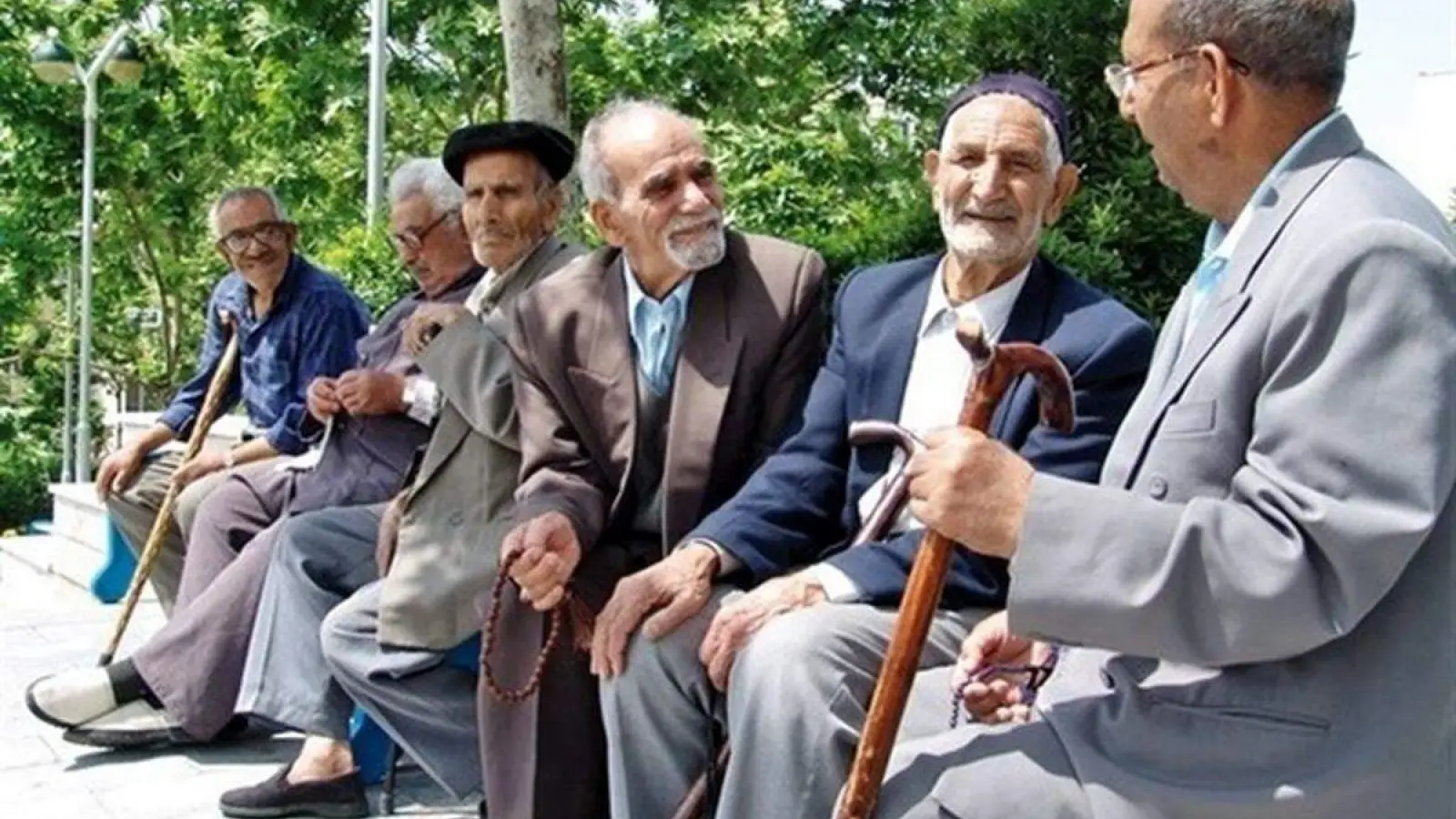 همسانسازی حقوق بازنشستگان تأمین اجتماعی: آیا این بار وعدهها عملی میشود؟ در 1403 5 راهکارهای تأمین مالی همسانسازی حقوق بازنشستگان تأمین اجتماعی