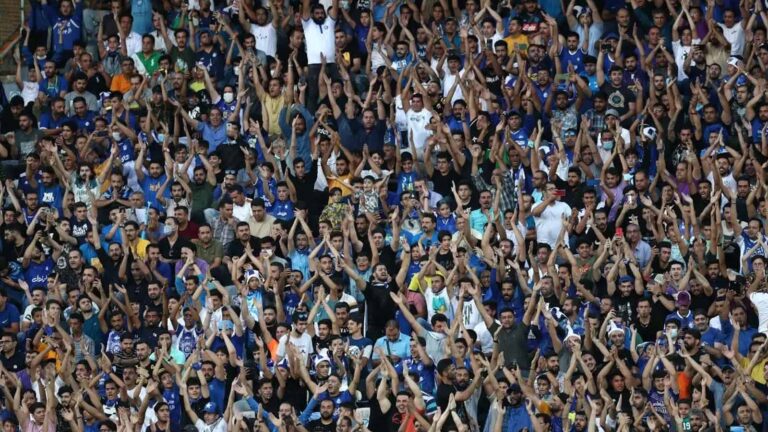 شعار هواداران استقلال