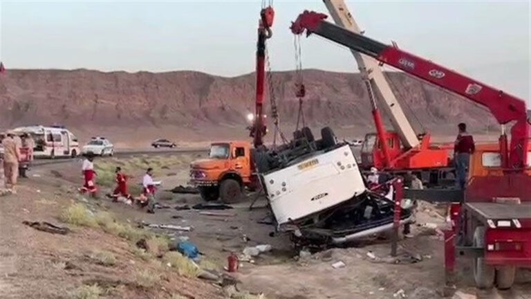 جزئیات تازه از حادثه واژگونی اتوبوس در پلدختر