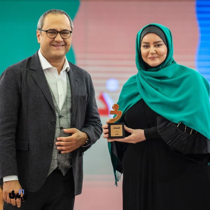 بررسی محبوبیت نعیمه نظام دوست و تأثیرات آن در رسانه 4 نعیمه نظام دوست