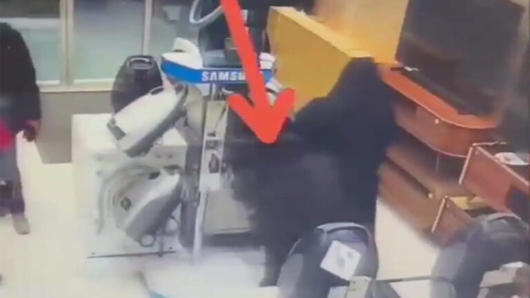 سرقت جاروبرقی