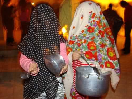 از شالاندازی تا قاشقزنی؛ سنتهای فراموششده چهارشنبه آخر سال 2 1619598