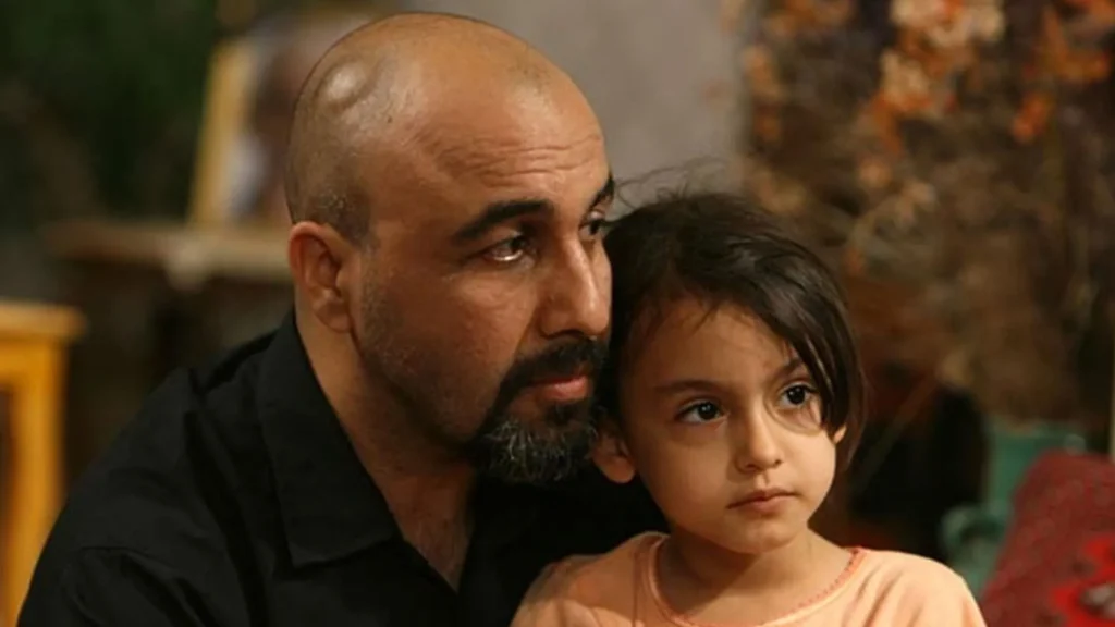 سریالهای نوروزی خاطرهانگیز پارت2 : مرور بر لحظات بهیادماندنی تلویزیون 6 2023 7 reza attaran bezangah 66cc7d102b5676090d02c06f