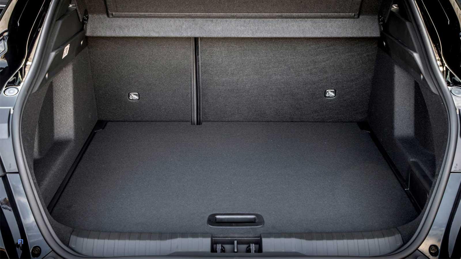 شرایط فروش رنو آرکانا در ایران + مشخصات فنی و امکانات 5 امکانات رفاهی رنو سامسونگ XM3 شرایط فروش رنو آرکانا