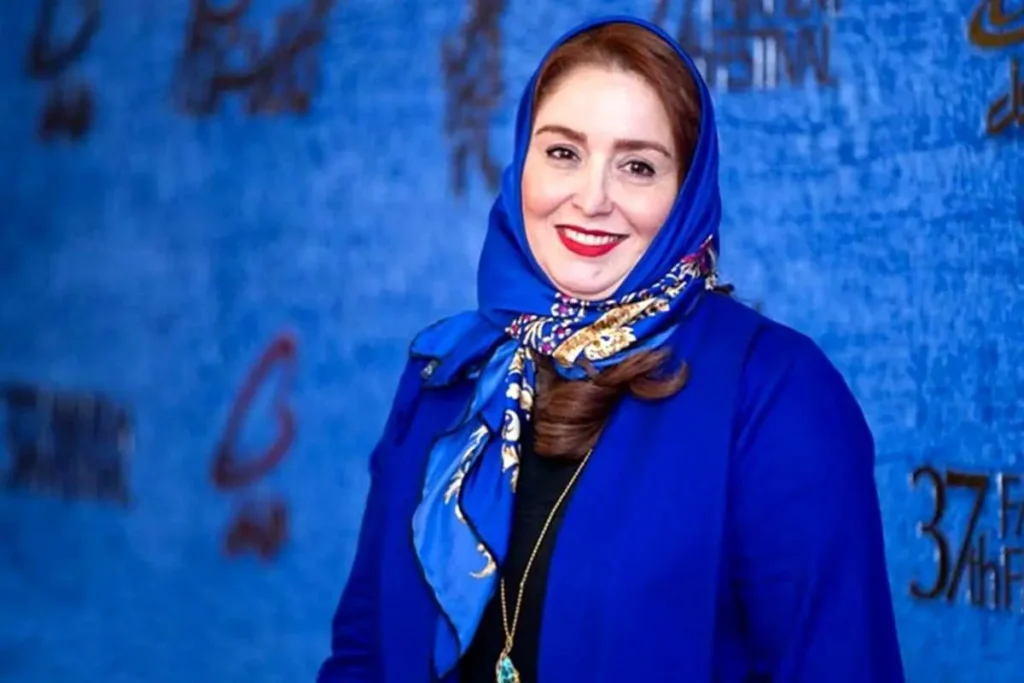 بیوگرافی ژاله صامتی | از تئاترهای دانشجویی تا داوری در تلویزیون ملی 1 YzAxYTQGazAT