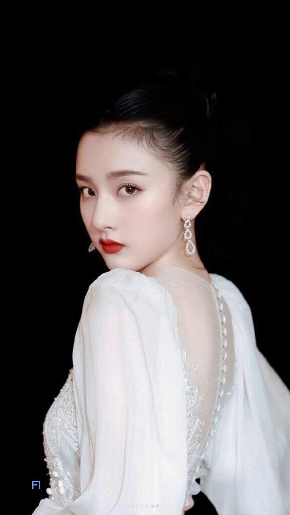 بازیگران سریال اسیر زیبایی 2025؛ معرفی کامل Liu Yu Ning و Song Zu Er 13 سونگ زوئِر