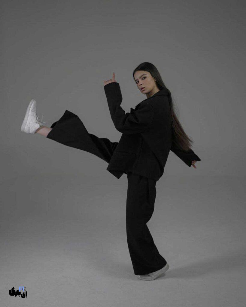 بیوگرافی طناز عشق ابدی: چهره پر حاشیه و پر سر و صدای این روزهای عشق ابدی 6 بیوگرافی طناز عشق ابدی