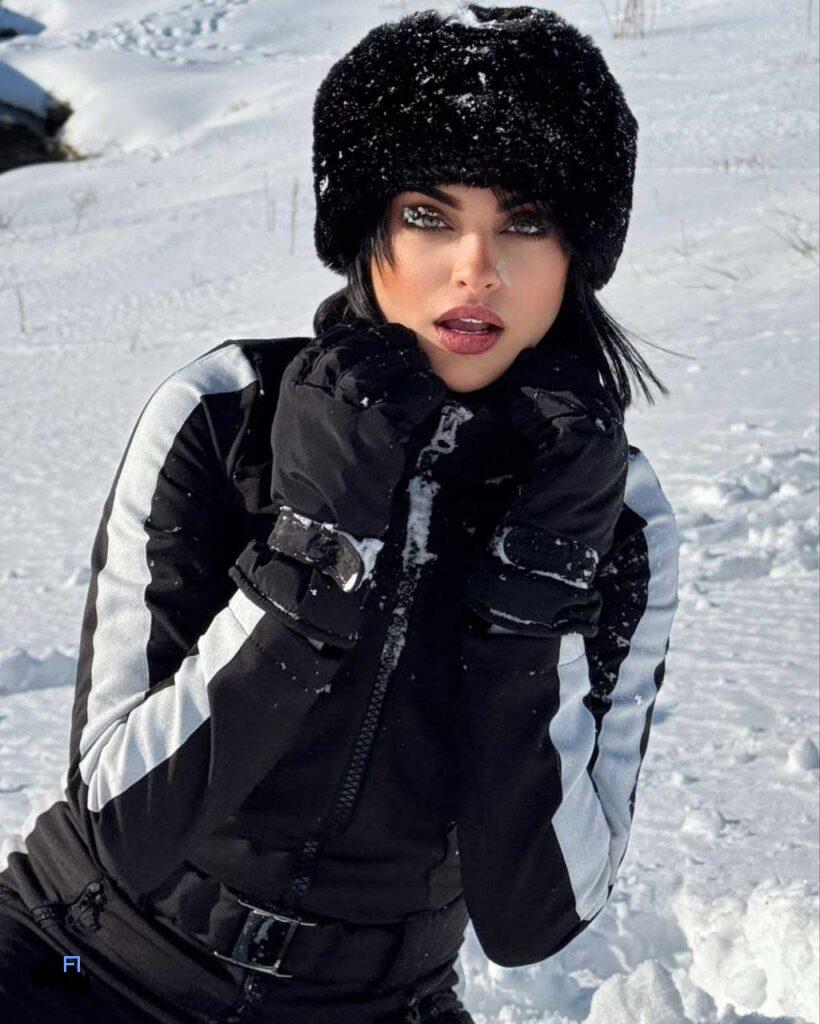 بیوگرافی نگار عشق ابدی؛ چهره ای جذاب، قاطع و پر حاشیه 1404 9 نگار عشق ابدی