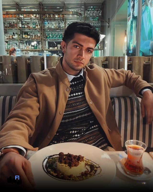 حواشی تازه عشق ابدی جدایی نگار از میلاد، واقعی یا نمایشی؟ 6 میلاد چلکی شرکت کننده برنامه عشق ابدی عکس های شخصی 70 1