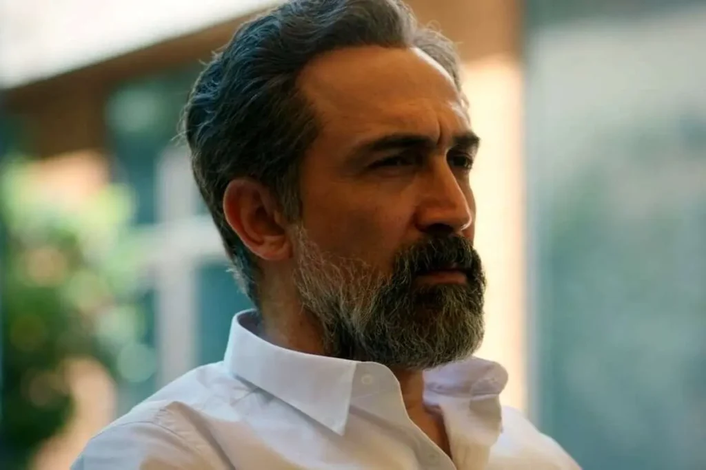 هادی حجازی فر در گل یا پوچ؛ جایگزینی غیرمنتظره برای مهران مدیری 4 تصویر هادی حجازی فر