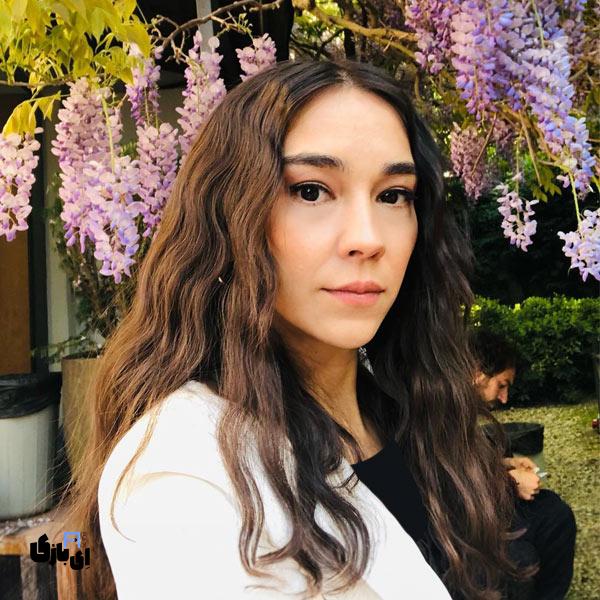 نگاهی به سریال ترکی قرص ماه وبیوگرافی بازیگران: داستانی عاشقانه و دلنشین 11 بازیگر تورکو توران (Türkü Turan)