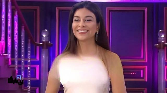 بیوگرافی سانیا در زن روز | چگونه یک پیانیست، ستاره دنیای فشن شد؟ 5 بیوگرافی سانیا شیخ