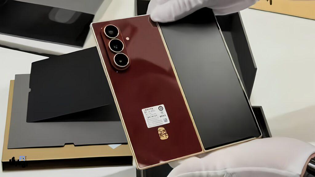 گلکسی W26 سامسونگ معرفی شد؛ اولین گوشی تاشو با رم ۱۶ گیگابایت و ارتباطات ماهوارهای 8 photo 2025 10 13 21 10 15