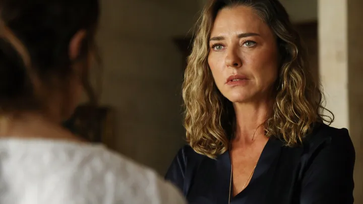 بررسی کامل داستان سریال ترکی سنگدل؛ چرا سنگدل (قلب سیاه) پربیننده شد؟ 4 داستان سریال سنگدل