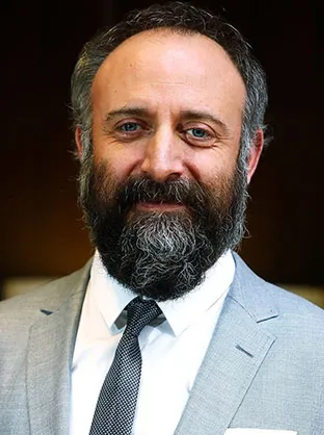 معرفی و بیوگرافی بازیگران سریال ترکی باخت پادشاه؛ از سن و قد تا تحصیلات 7 تصویر خالد ارگنچ