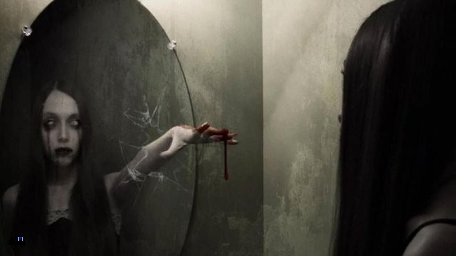 ۸ بازی ترسناک مشابه بازی نهنگ آبی که جرات انجامش را نداری! 11 بازی های مشابه بازی نهنگ آبی
بازی Bloody Mary (بلادی مری)