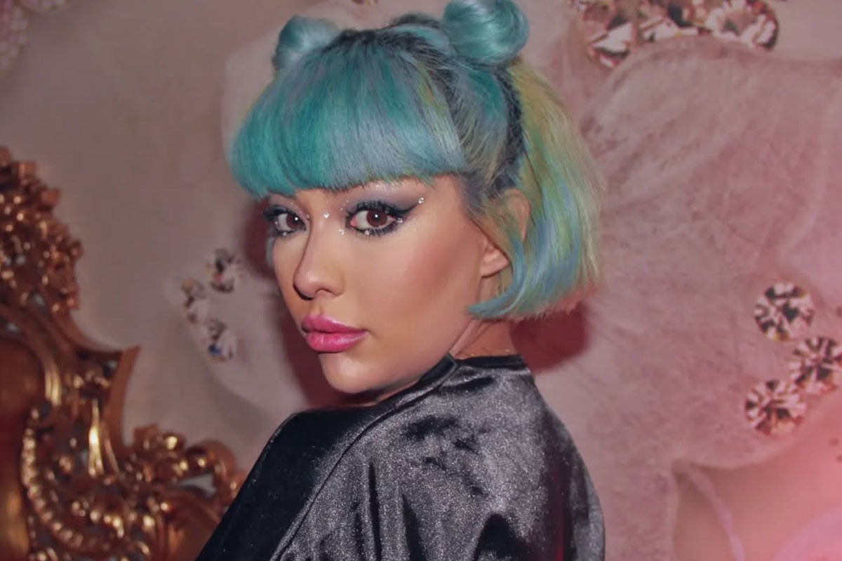 بیوگرافی نازنین خوش رو شرکت کننده عشق ابدی؛ جسورترین دختر مسابقه کیست؟ 4 نازنین عشق ابدی