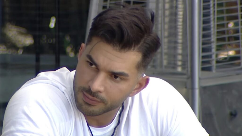 شرکت کننده جدید عشق ابدی 2 متأهل است! چرا علیِ زن و بچه دار وارد برنامه شد؟ 6 علی در عشق ابدی 2