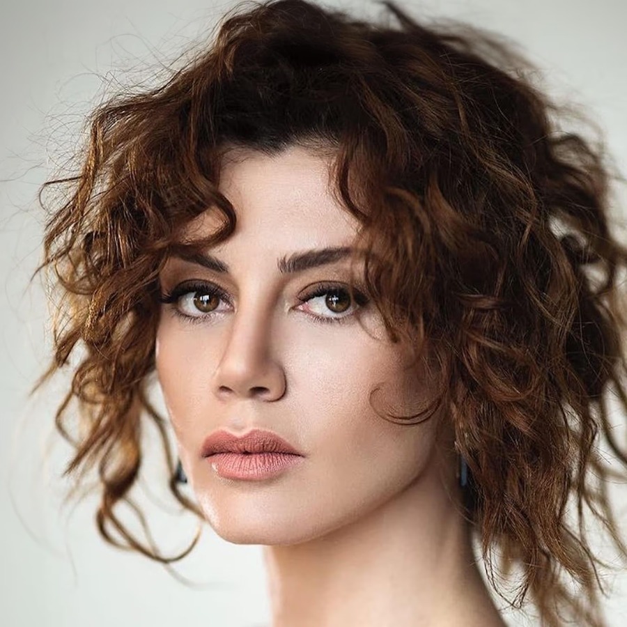 همسران واقعی بازیگران سریال باخت پادشاه و روابط عاطفی به تفکیک نقش. 10 تصویر گوکچه بهادیر