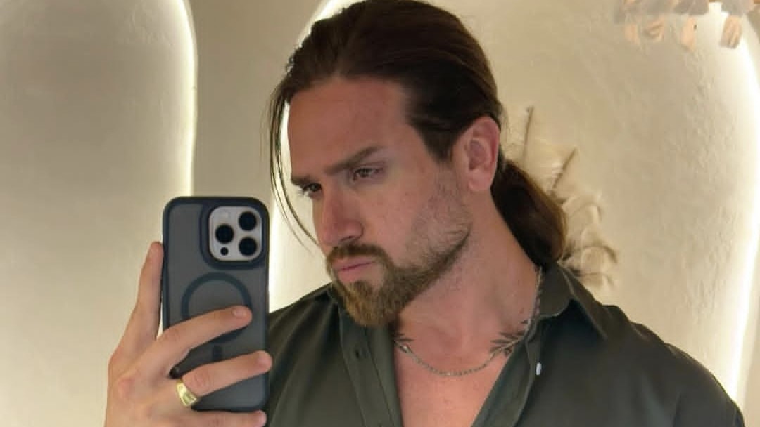 درگیری یاسی و سجاد پس از عشق ابدی؛ سجاد امیدی پرنسس است یا یاسی زیاده روی می کند؟ 5 سجاد امیدی