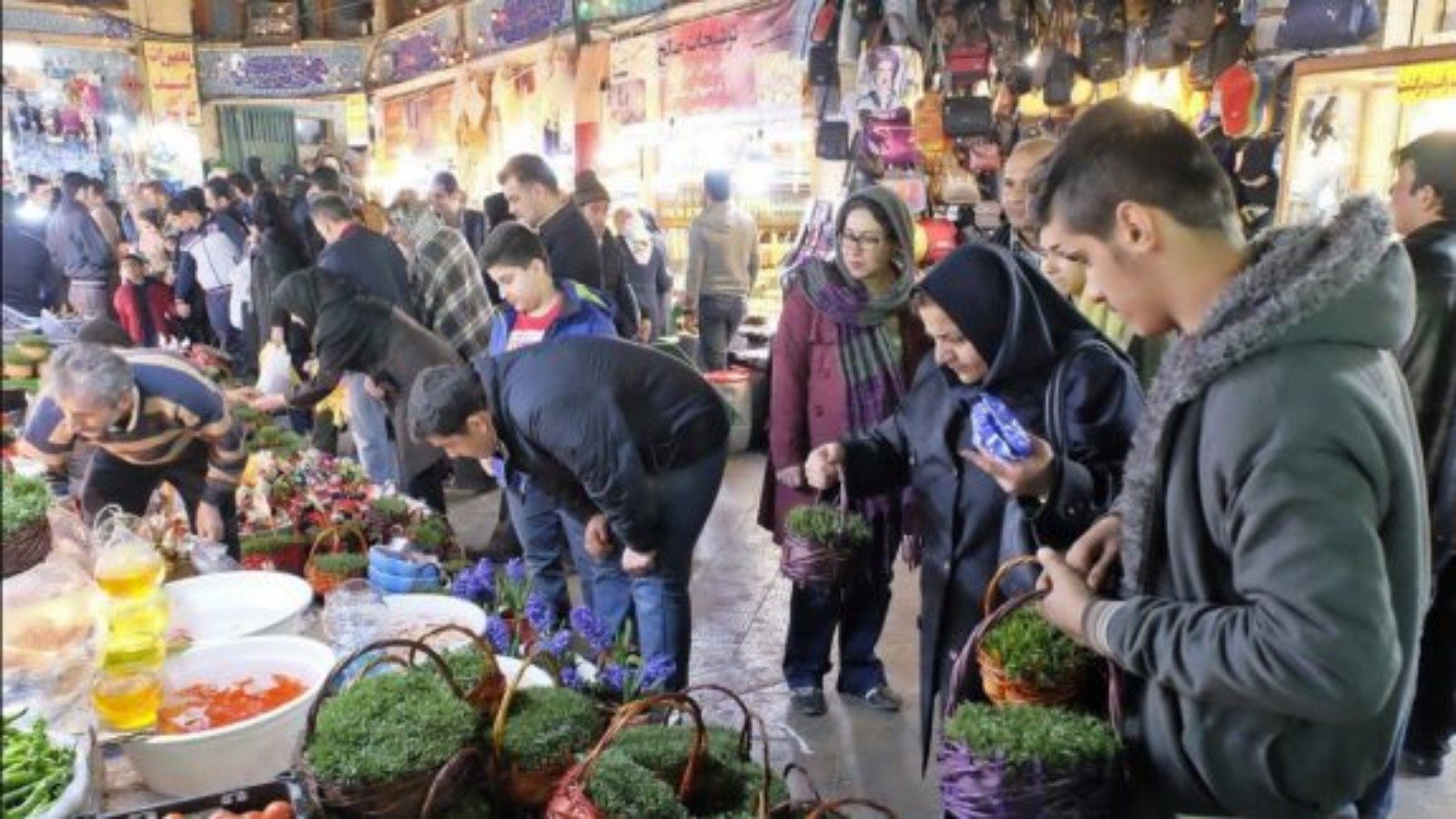 شب-عید-575x323_copy_1600x900