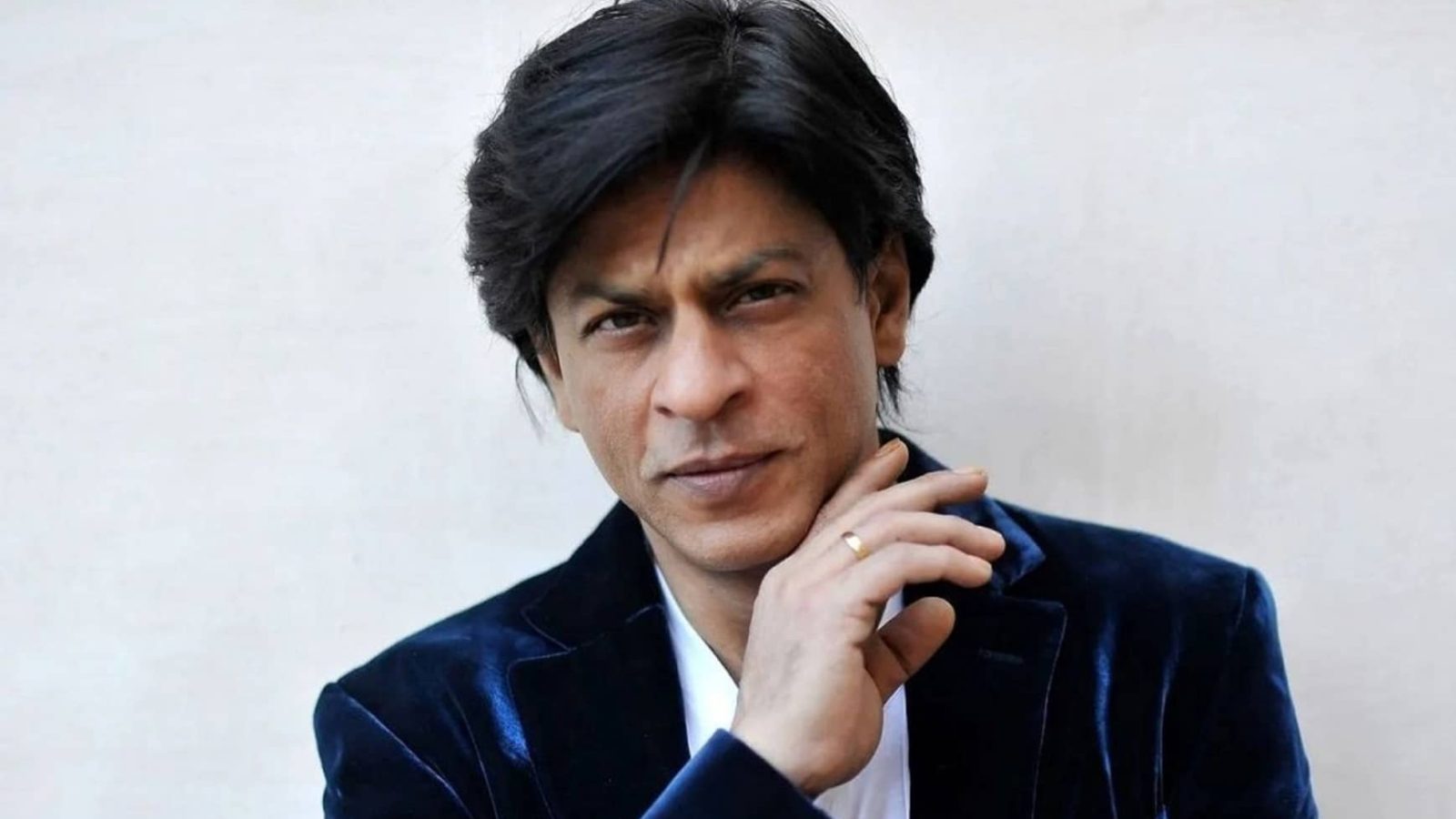 Actor-India-Shah-Rukh-Khan-2011_11zon_copy_1738x1018